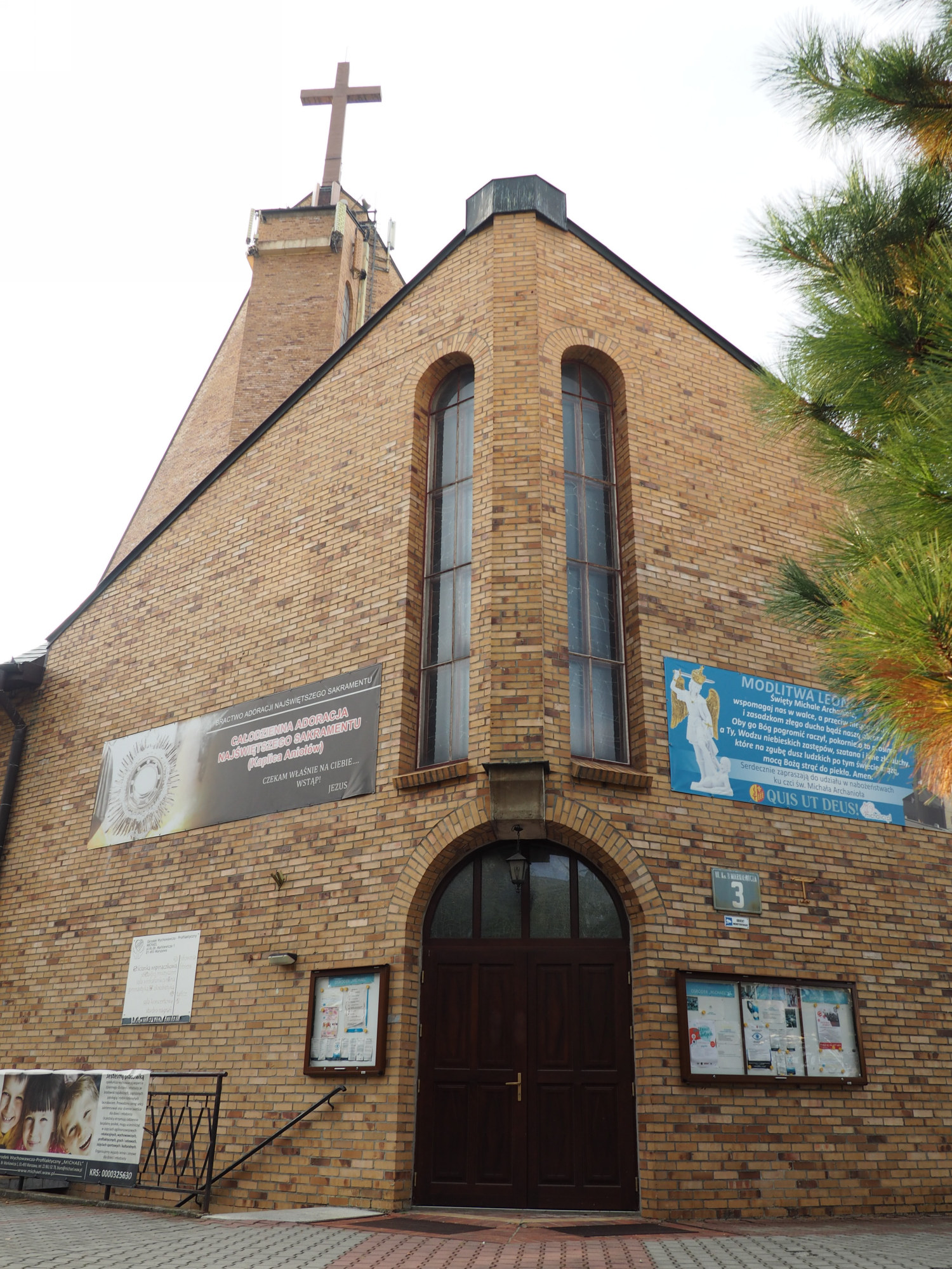 Zdjęcie architektury budynku Kościół pw. Matki Bożej Królowej Aniołów